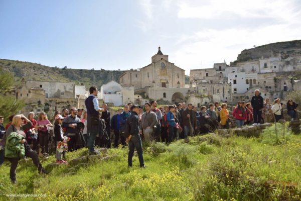 Tour nella civiltà rupestre